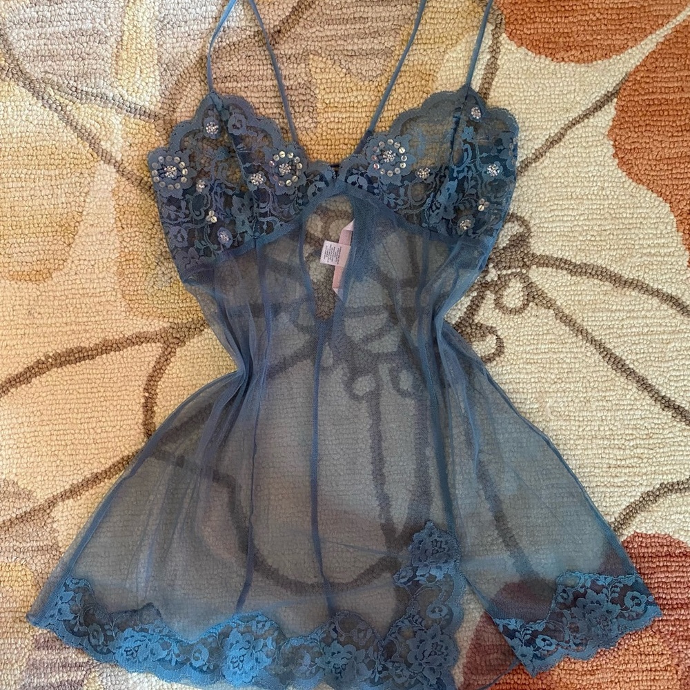 Victoria’s Secret tie slip dress